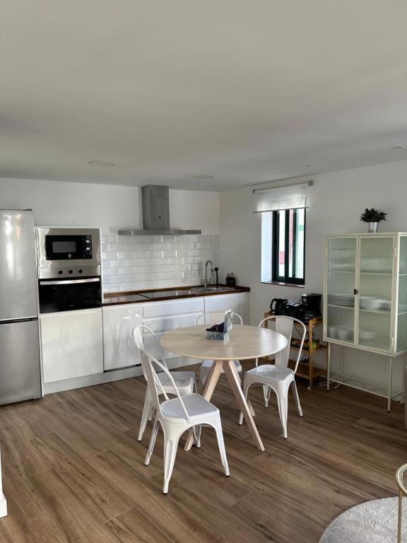 Apartamentos Urbanin II Plaza De San Pedro Cudillero Buitenkant foto