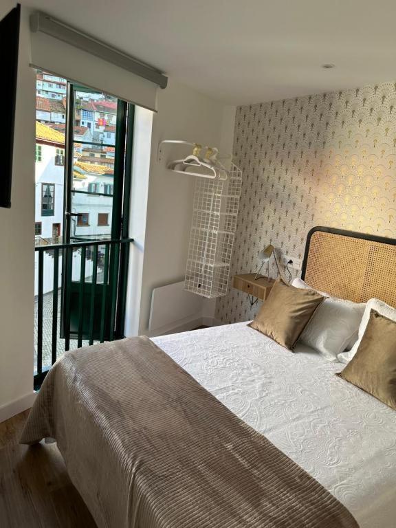 Apartamentos Urbanin II Plaza De San Pedro Cudillero Buitenkant foto